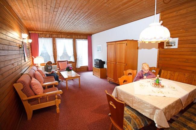 Ferienwohnungen Toni Plenk Inkl. Chiemgaukarte Рупольдинг Экстерьер фото
